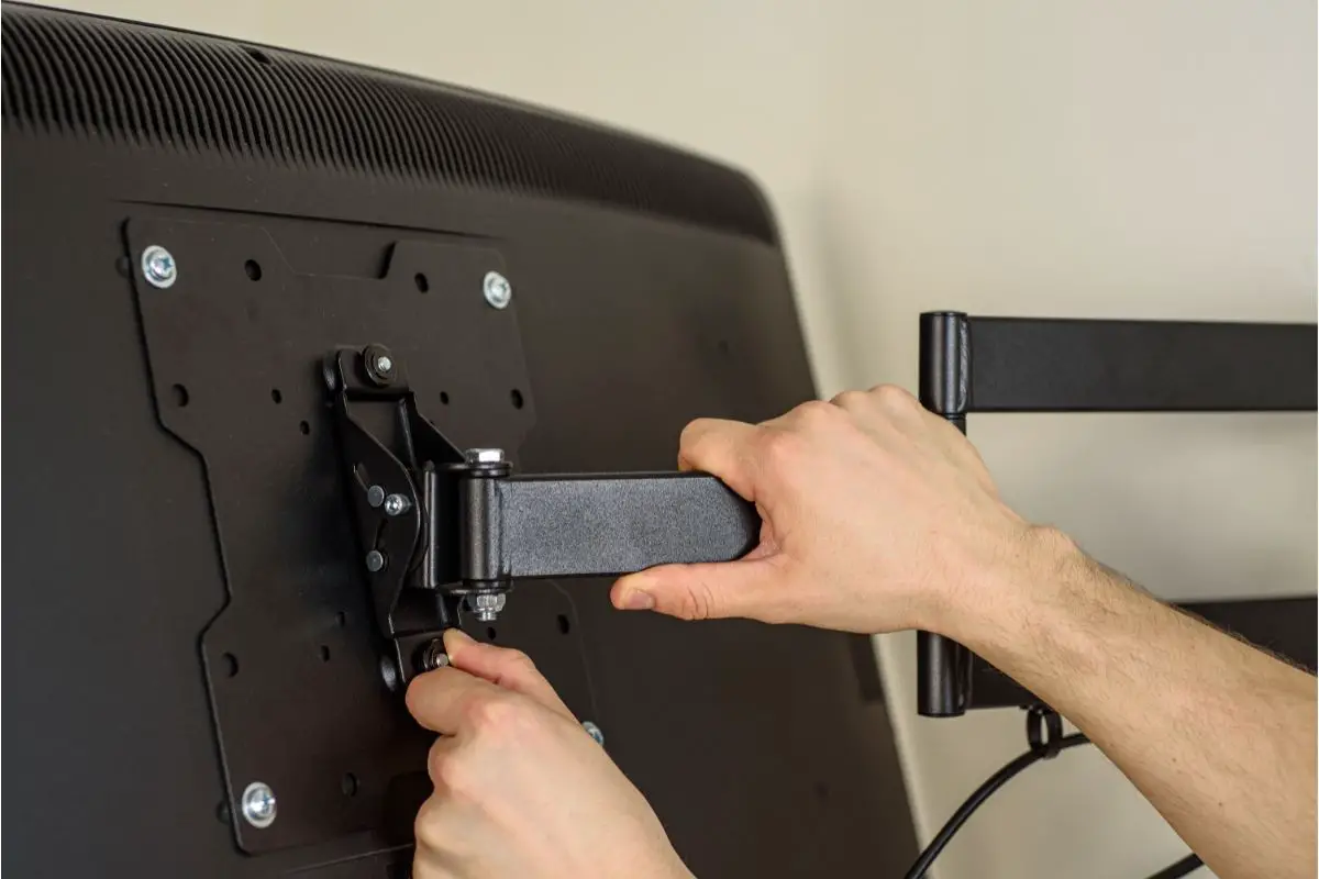 How To Mount A TV On Metal Studs